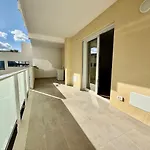 Dei Principi 2, Aeroporto E Parcheggio Gratuito * Бари